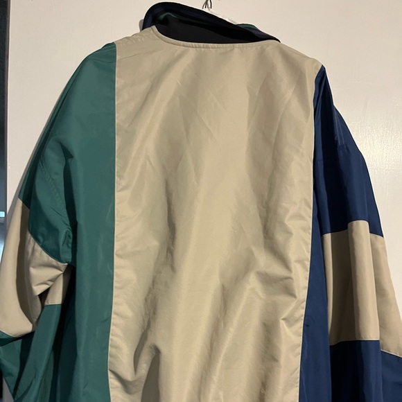 Cutter & Buck windbreaker jacket - Picture 4 of 4
